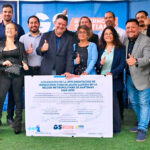 Ministra Jessica López, Gobernador Claudio Orrego y Alcalde Tomás Vodanovic en la firma del convenio de infraestructura hídrica para la RM.